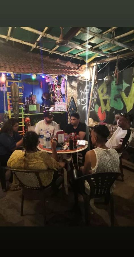Hippie Hostel أنجونا المظهر الخارجي الصورة
