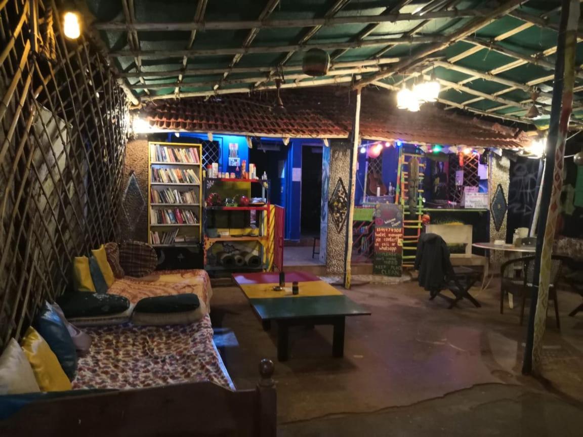Hippie Hostel أنجونا المظهر الخارجي الصورة