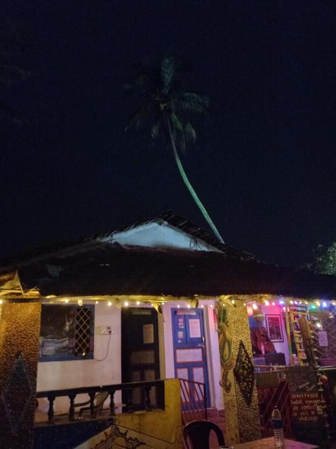 Hippie Hostel أنجونا المظهر الخارجي الصورة